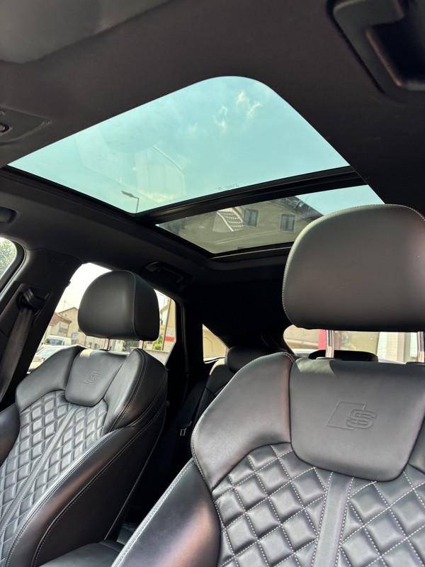 Audi Q5 Sportback 40 2.0 tdi mhev Sportback S line quattro s-tronic FULL LED-TETTO-NAVI