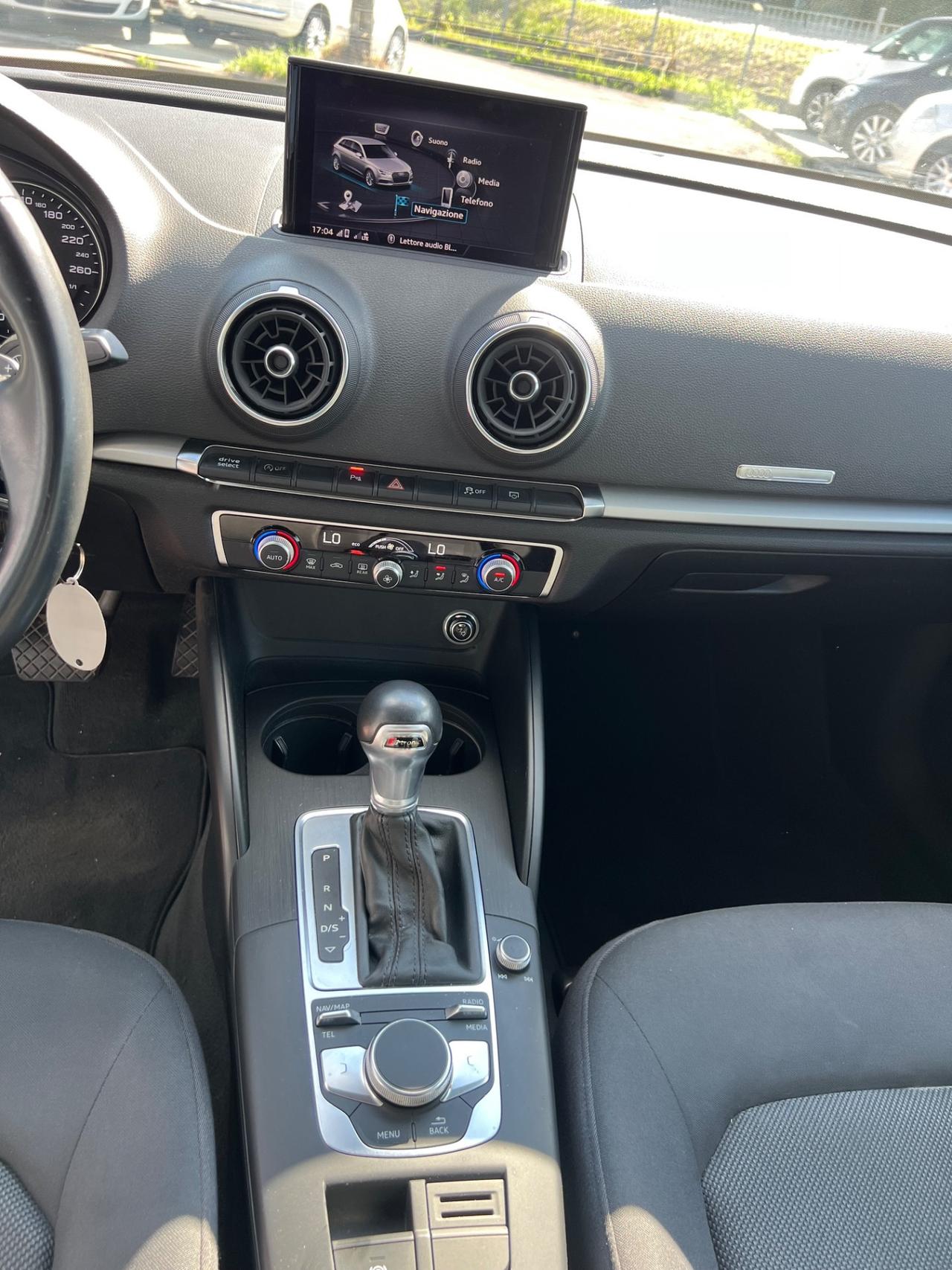 Audi A3 SPB 30 TDI S tronic Business