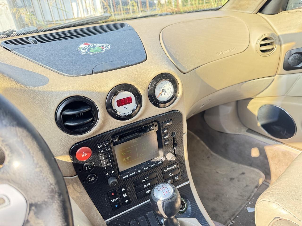 ALFA 166 2 serie 2.4 JTD m-JET 20V distinct