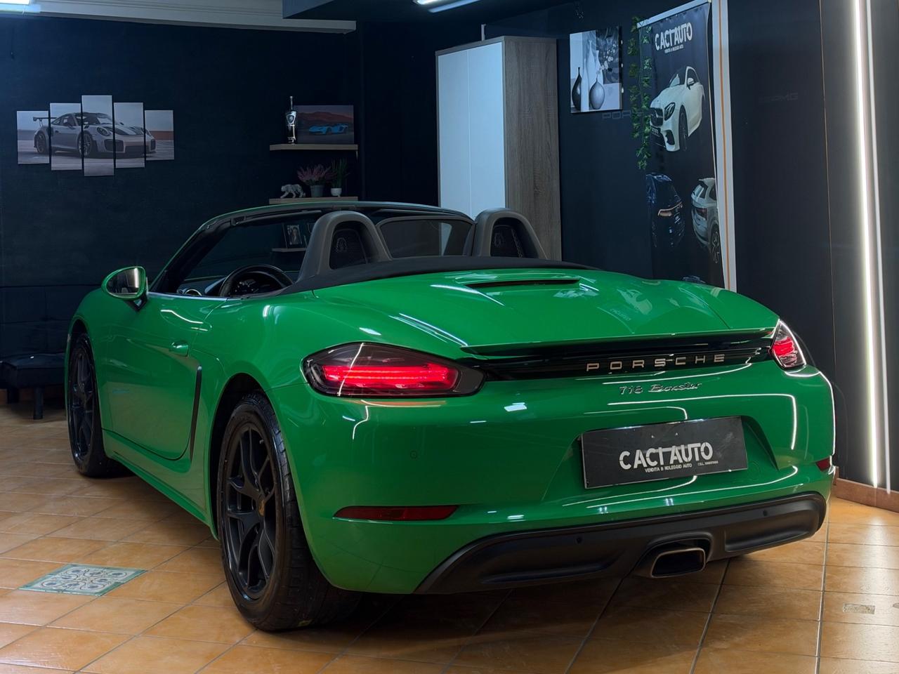 Porsche 718 Boxster 2.0