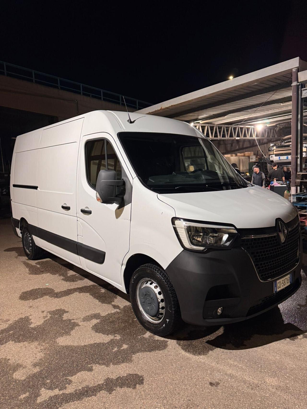 Renault MASTER III Furgone/100kw/136cv T33 2.3 dCi .