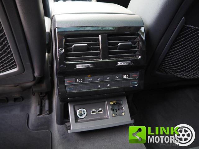 VOLKSWAGEN Touareg 3.0 V6 TDI 286 CV R-LINE