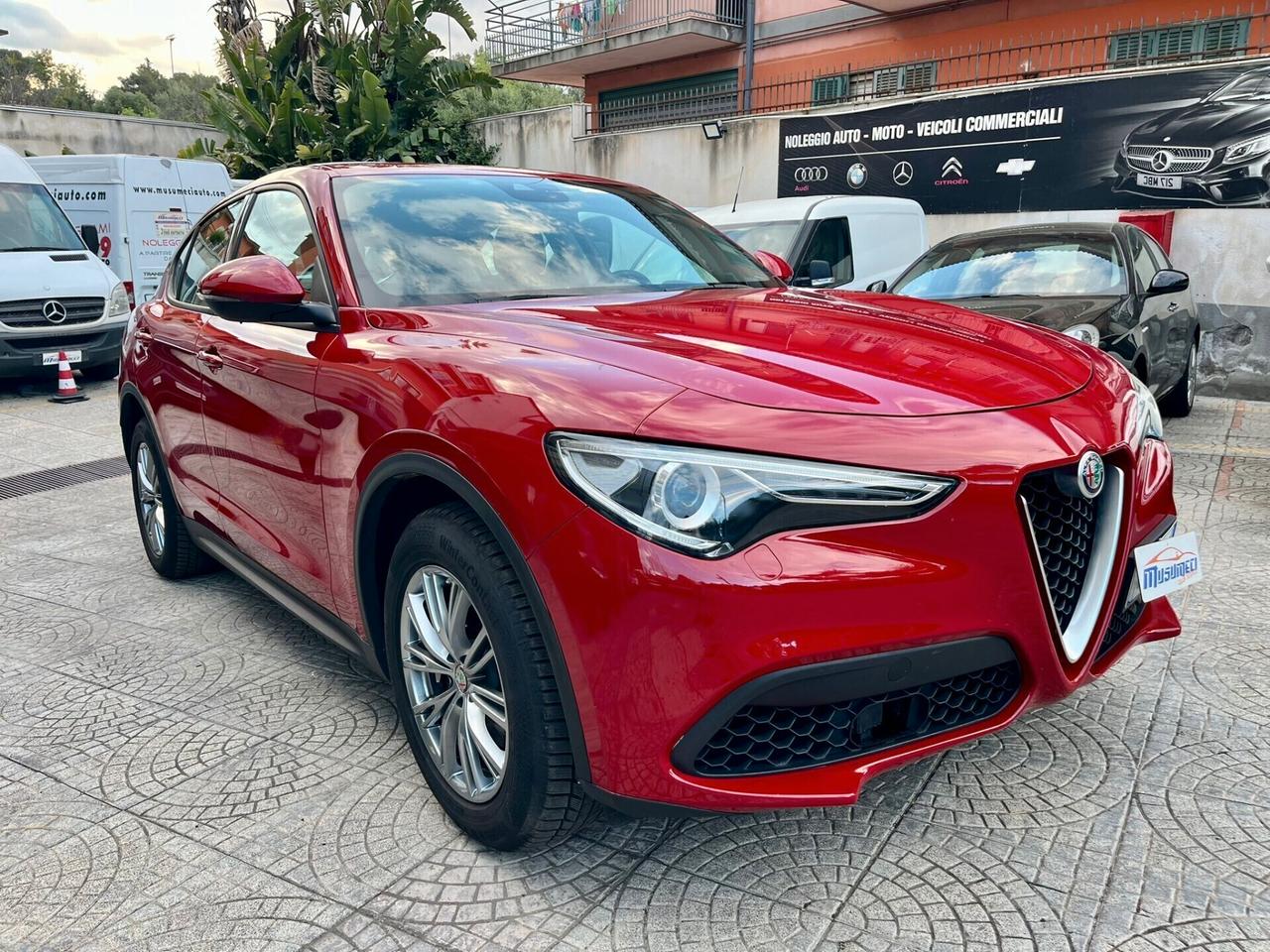 Alfa Romeo Stelvio 2.2 Turbodiesel 160 CV AT8 RWD Business