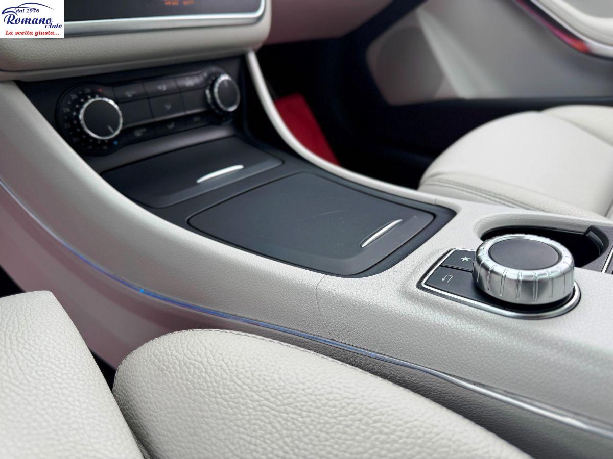 MERCEDES - Classe GLA - GLA 180 d Automatic Sport#TETTO APRIBILE!