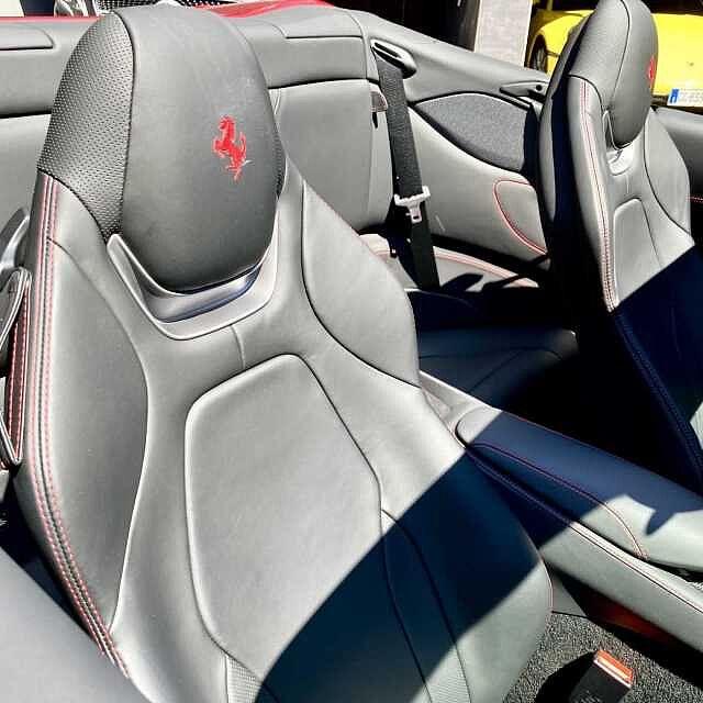 Ferrari Portofino Portofino solo 8,900km rosso Portofino
