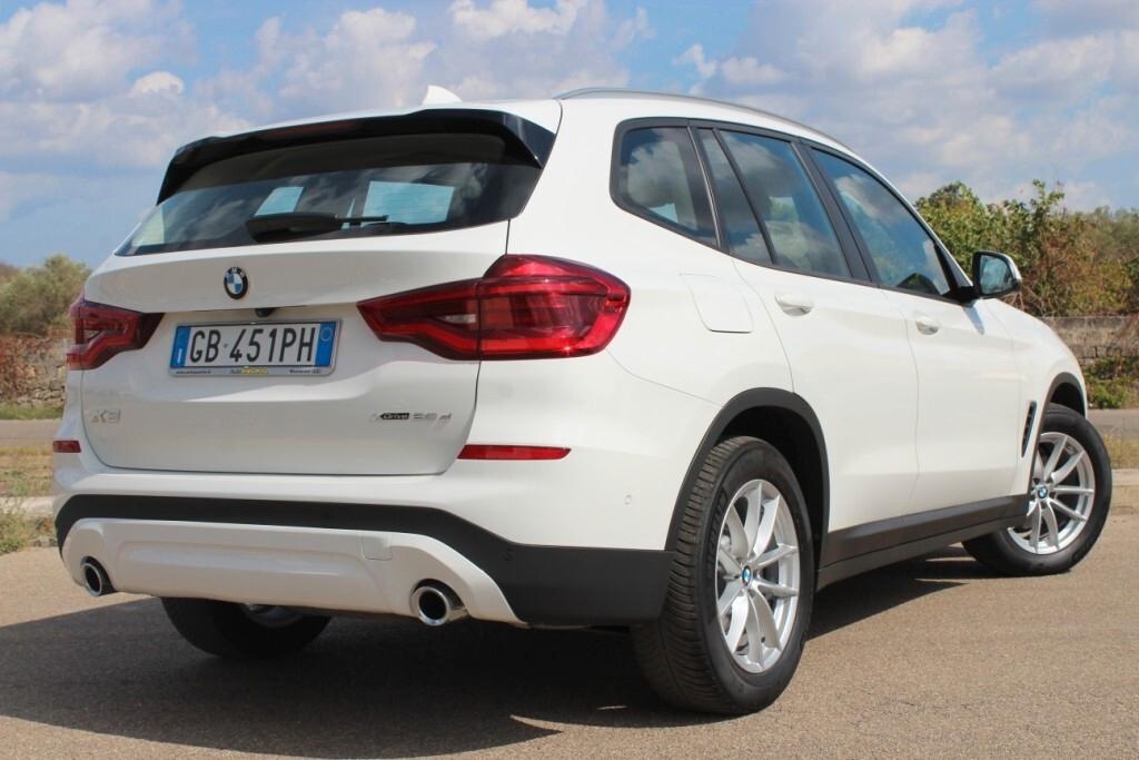 BMW X3 xDrive 20d 190cv *CAMERA *CARPLAY
