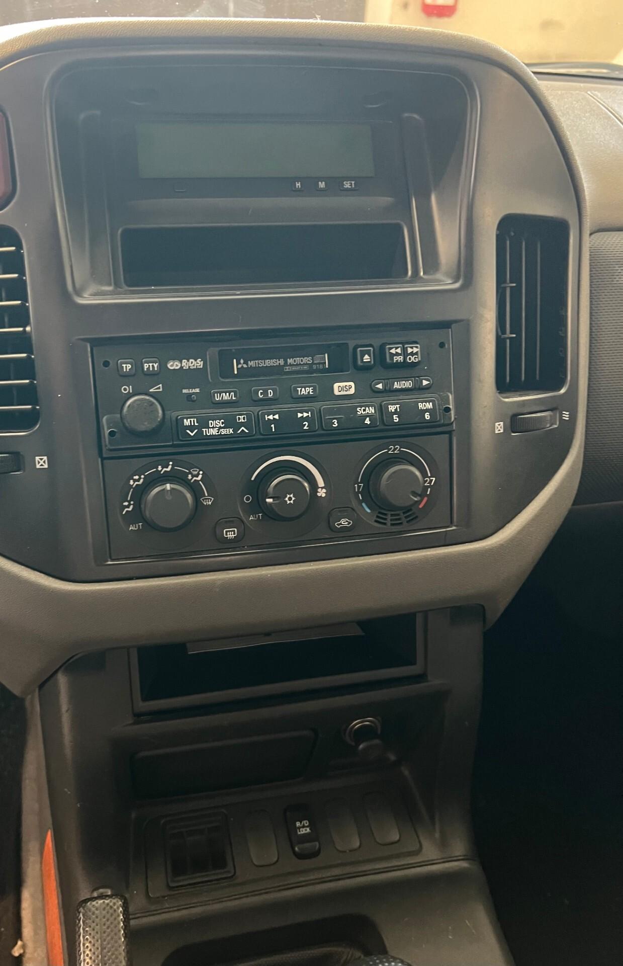 Mitsubishi Pajero 3.2 V6