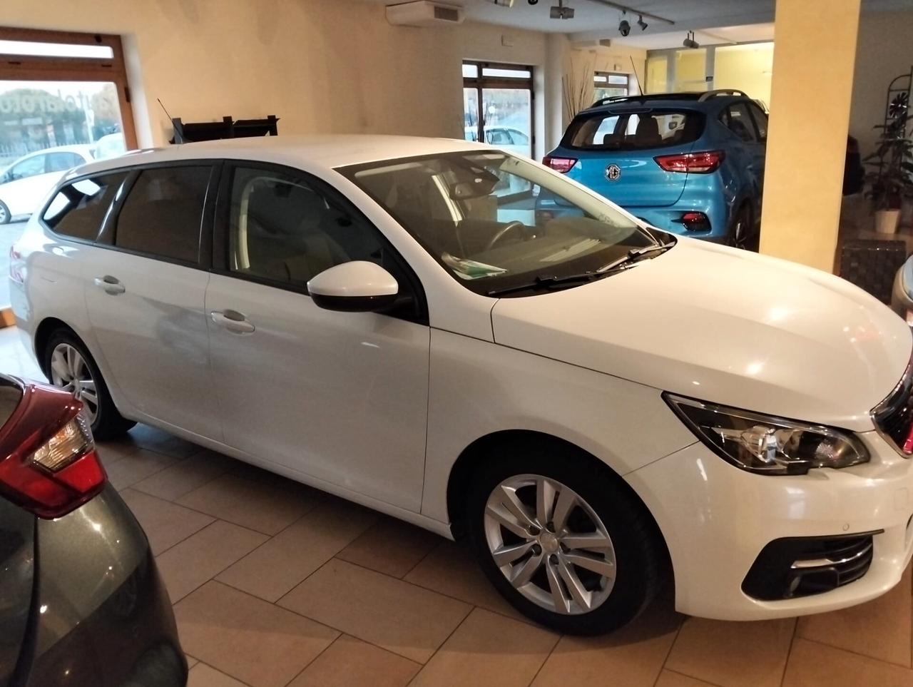 Peugeot 308 BlueHDi 130 S&S SW Business