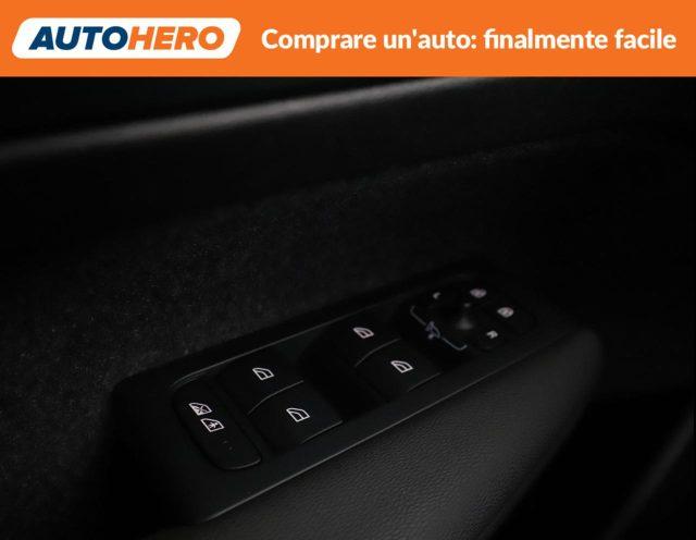 VOLVO XC40 B3 automatico Core