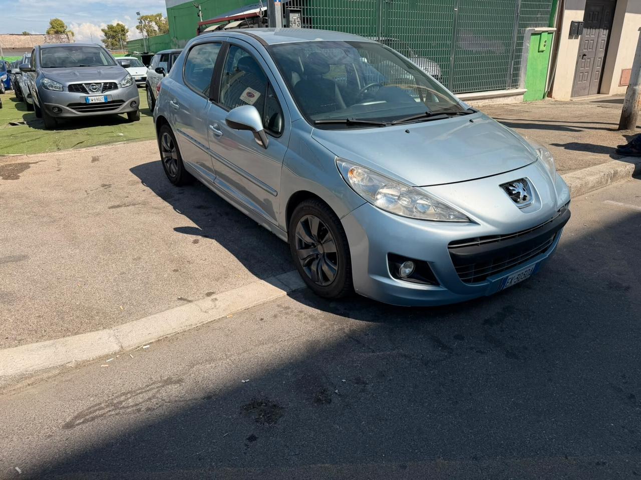 Peugeot 207 1.4 HDi 70CV 5p. Active