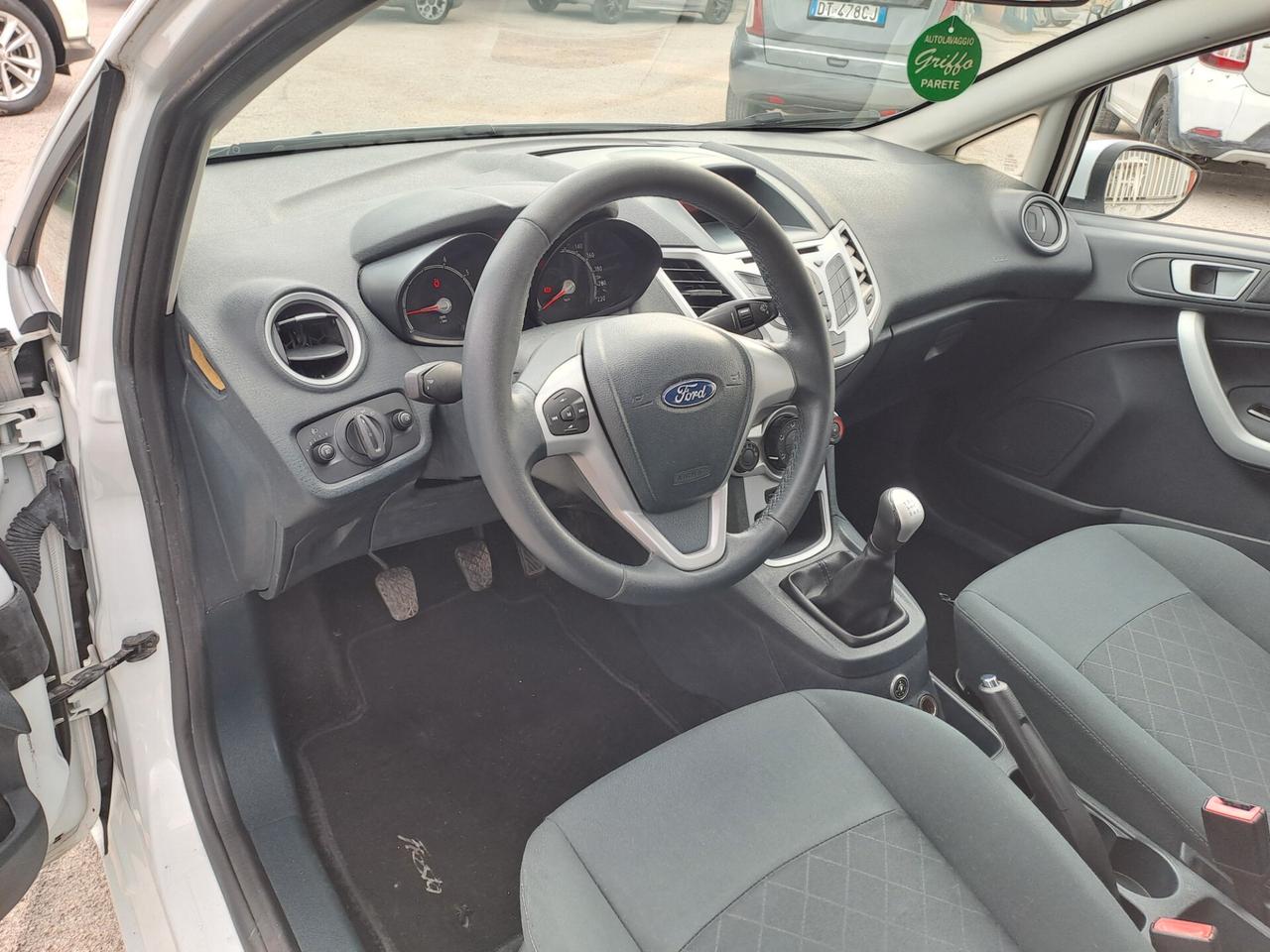 Ford Fiesta 1.4. GPL Titanium 5 porte