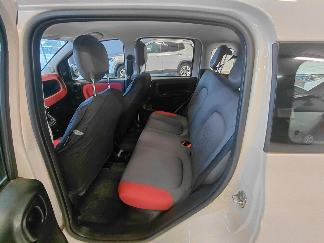 Fiat Panda 0.9 TwinAir Turbo Natural Power Lounge KM 189.500