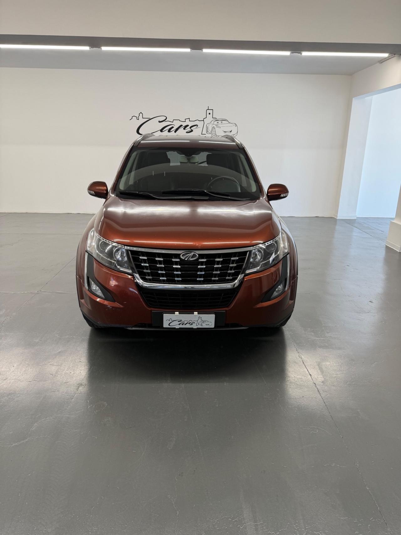 Mahindra XUV500 2.2 16V FWD W10