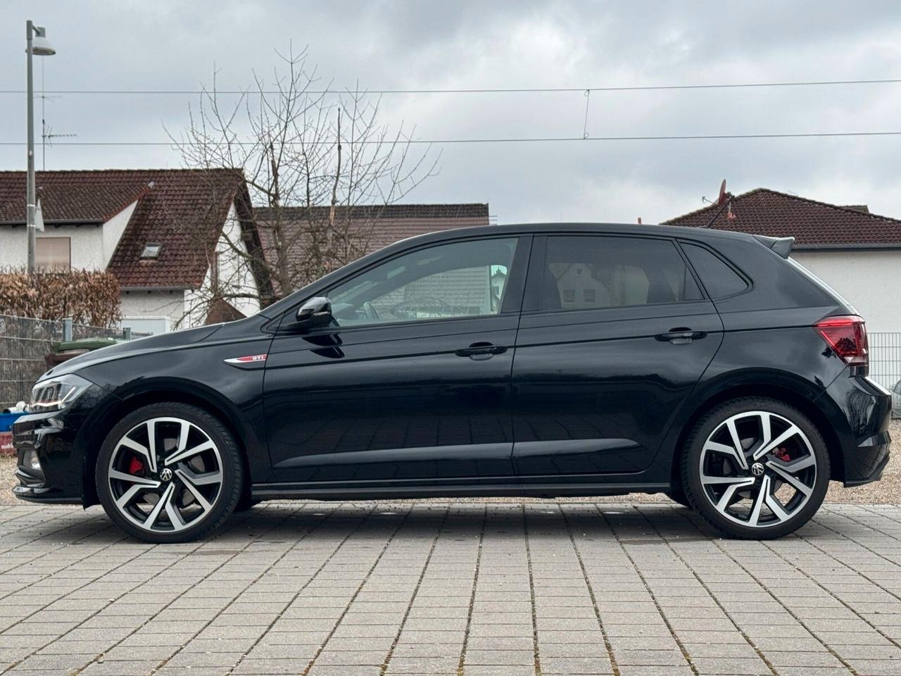 Volkswagen Polo 2.0 TSI DSG GTI