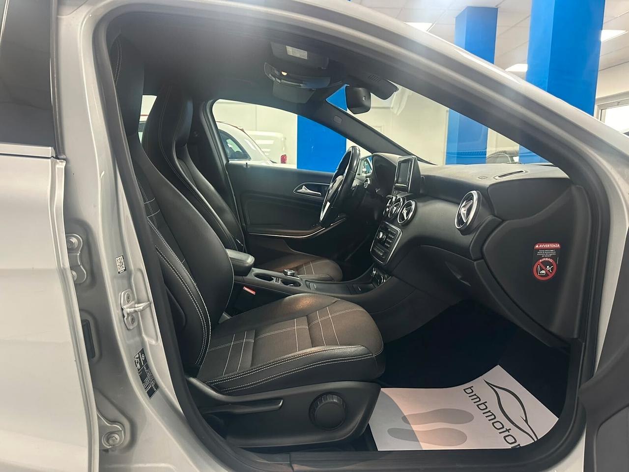 Mercedes-benz A 200 CDI Automatic 4Matic Dark Night Edition