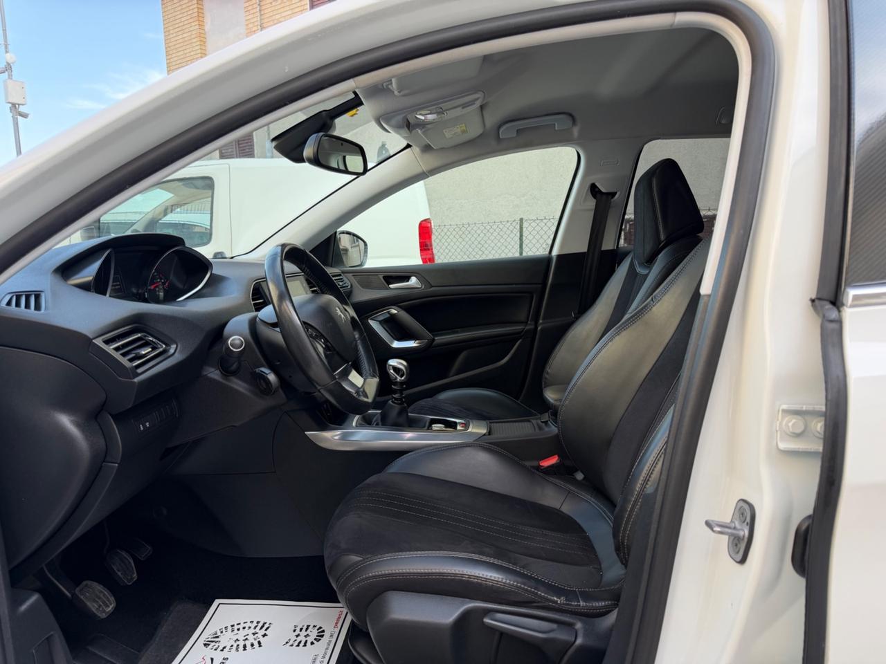 Peugeot 308 SW 1.6 HDI 120CV - DISTRIBUZIONE NUOVA