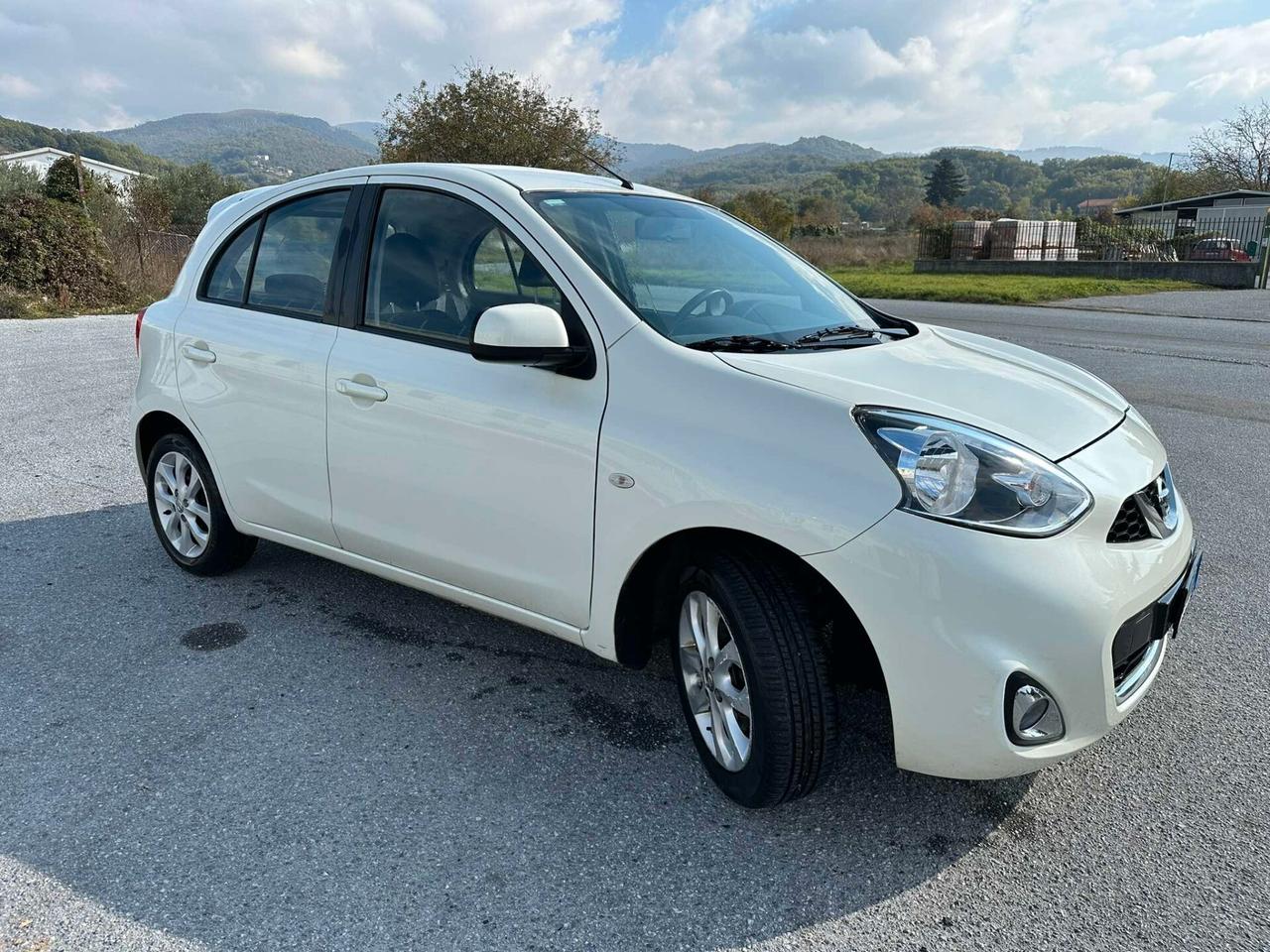 Nissan Micra 1.2 12V 5 porte Acenta-2017