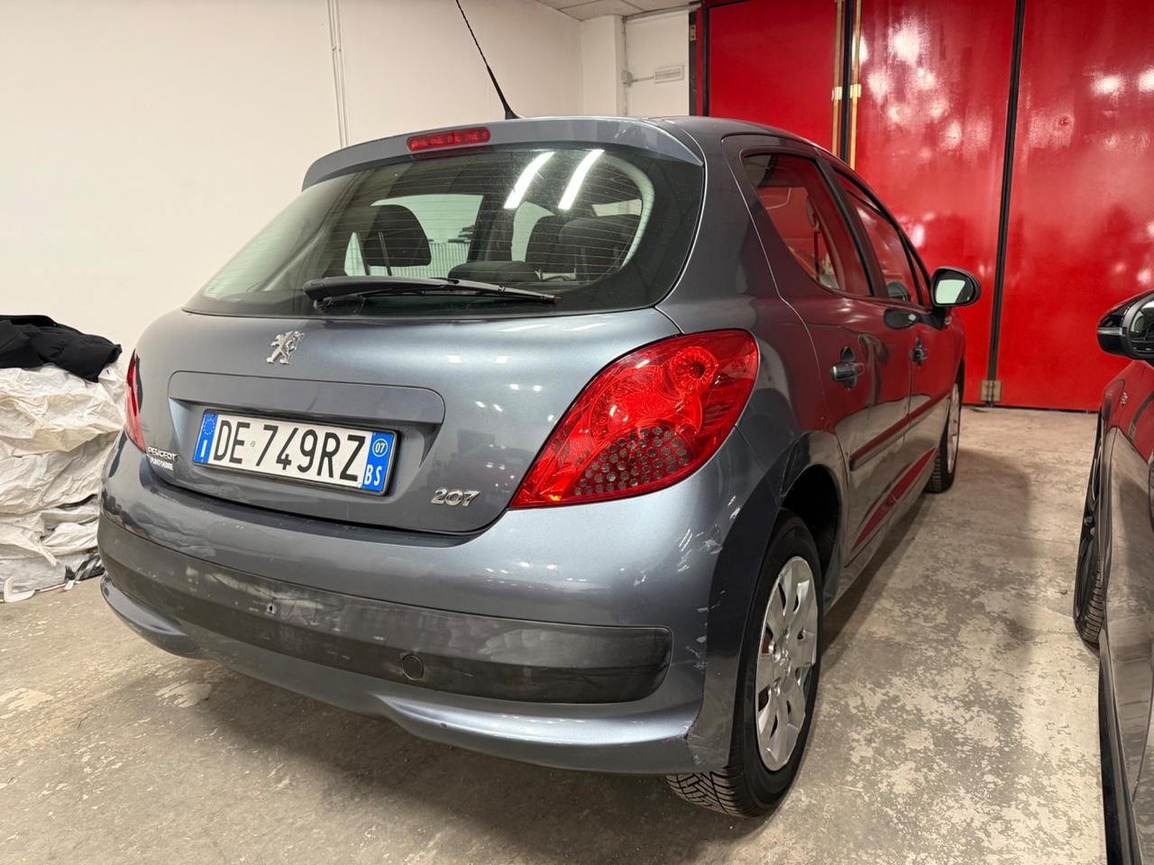PEUGEOT 207 1.4 88CV 5p. XT NEOPATENTATI SOLI 79 MILA KM
