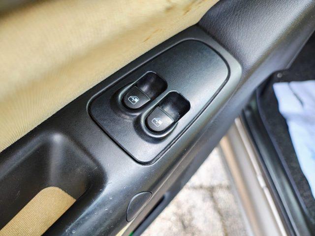 LANCIA Ypsilon 1.3 Multijet 16V Argento