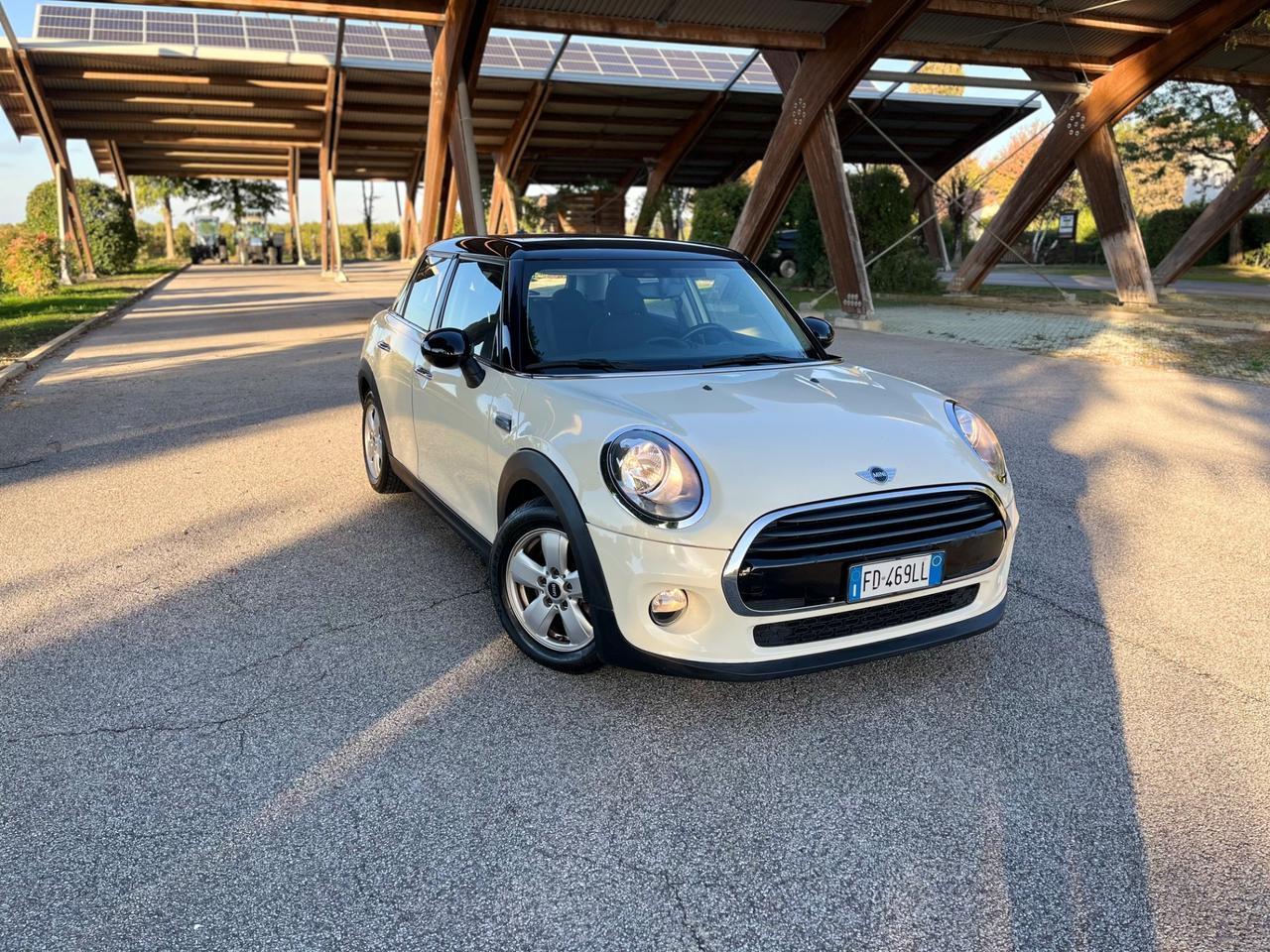 Mini 1.5 Cooper D 5 porte