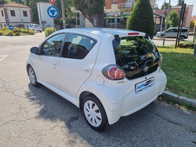 TOYOTA Aygo 1.0 12V VVT-i 5 porte Lounge Connect