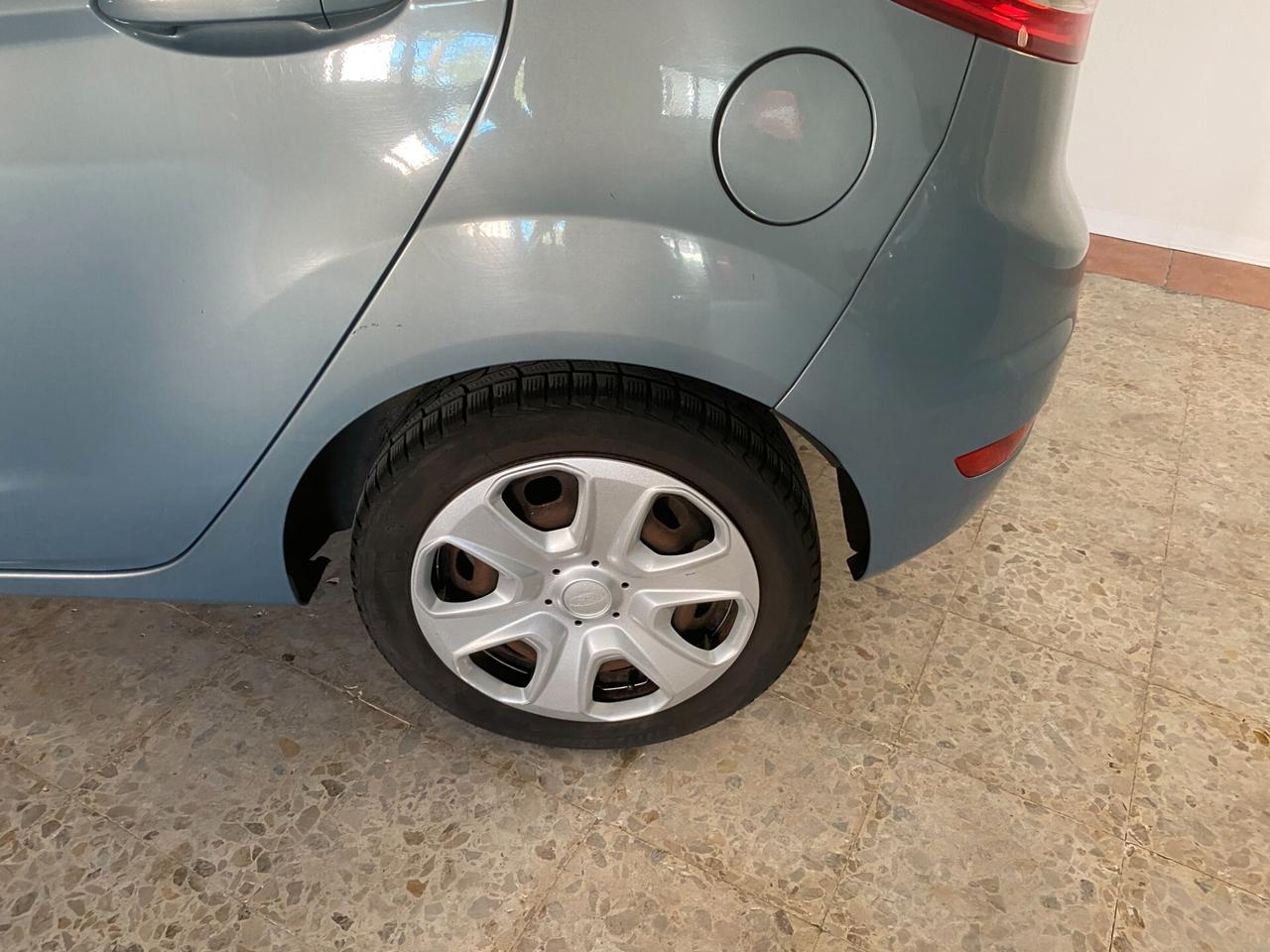 Ford Fiesta Fiesta+ 1.2 82CV 5 porte NEOPATENTATI