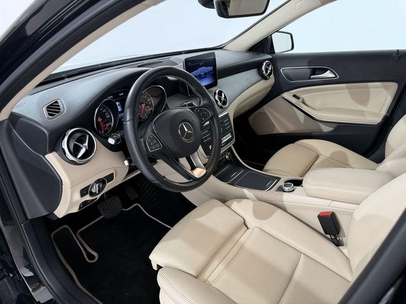 Mercedes-Benz GLA GLA 200 d Sport auto