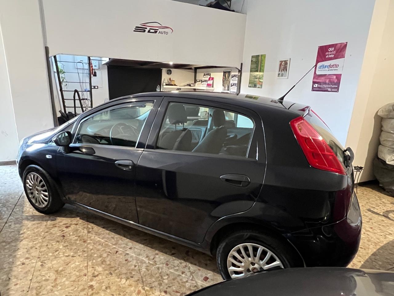 Fiat Punto 1.4 8V 5 porte Easypower Street
