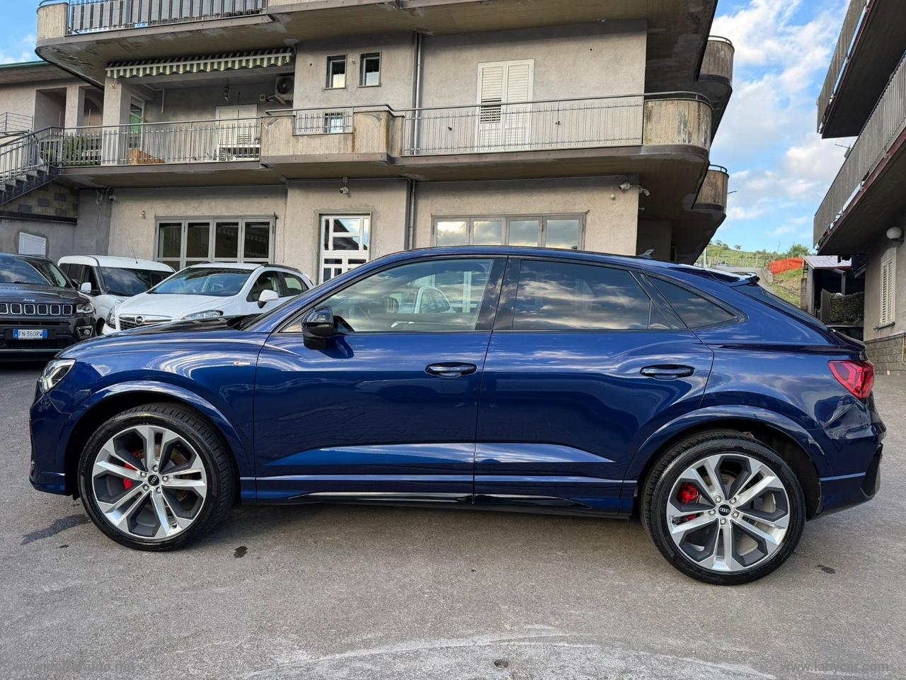 AUDI Q3 SPB 35 TDI S tronic S line edition