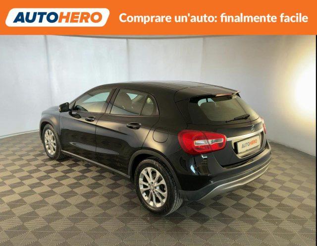 MERCEDES-BENZ GLA 180 CDI Automatic Executive
