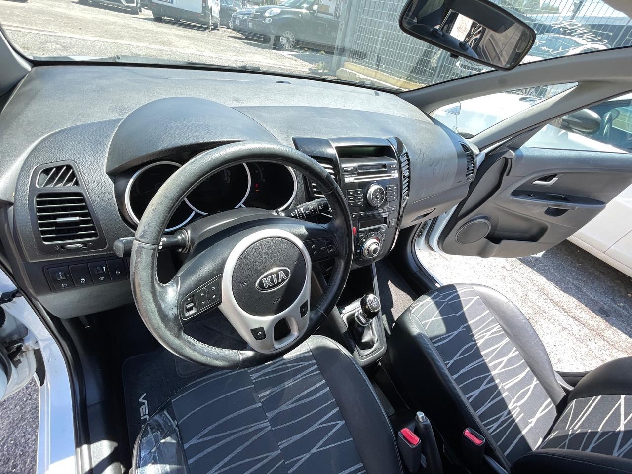 Kia Venga 1.4 Benzina e Metano - Tetto Apribile
