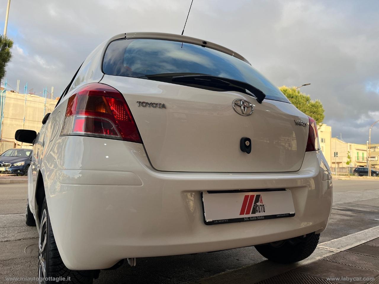 TOYOTA Yaris 1.4 D-4D 5p. Sol