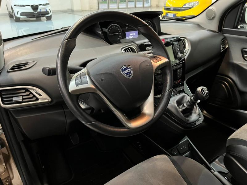 LANCIA Ypsilon 1.0 FireFly 5p. S&S Hybrid Ecochic Gold