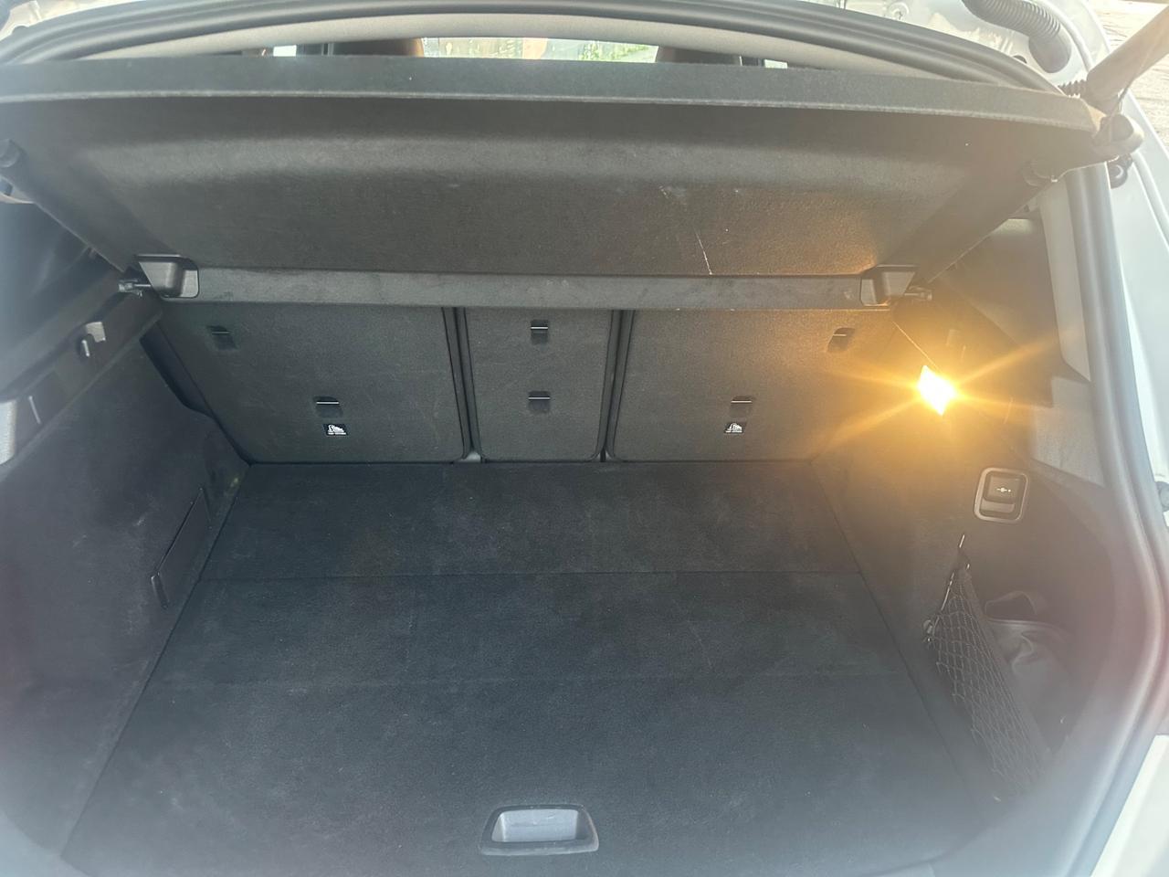 BMW 216D AUTOMATICA/LED/PELLE/NAVI/PERLATA