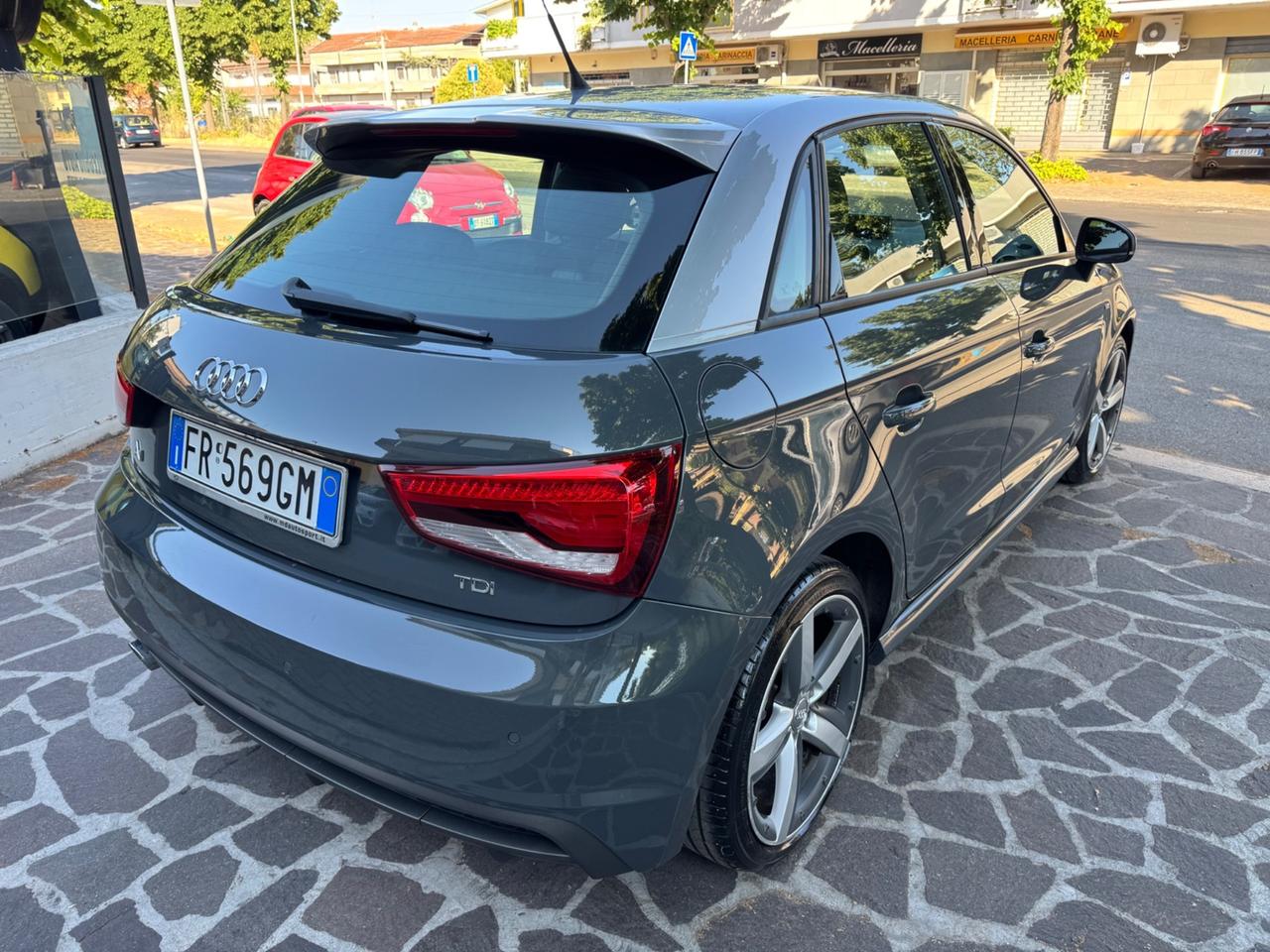 Audi A1 SPB 1.4 TDI S tronic Admired