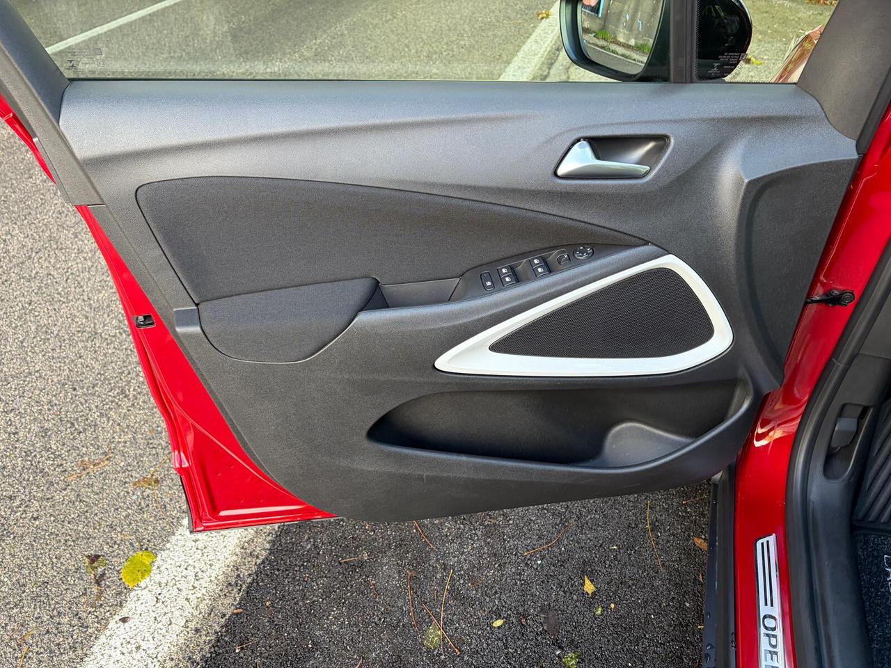 Opel Crossland 1.2 BENZINA 83CV S&S Design&Tech