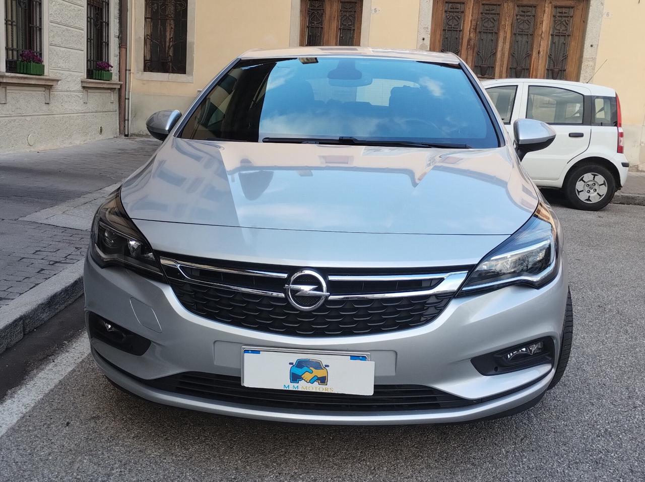 Opel Astra 1.6 CDTi 136CV Start&Stop 5 porte Dynamic NEOPATENTATI