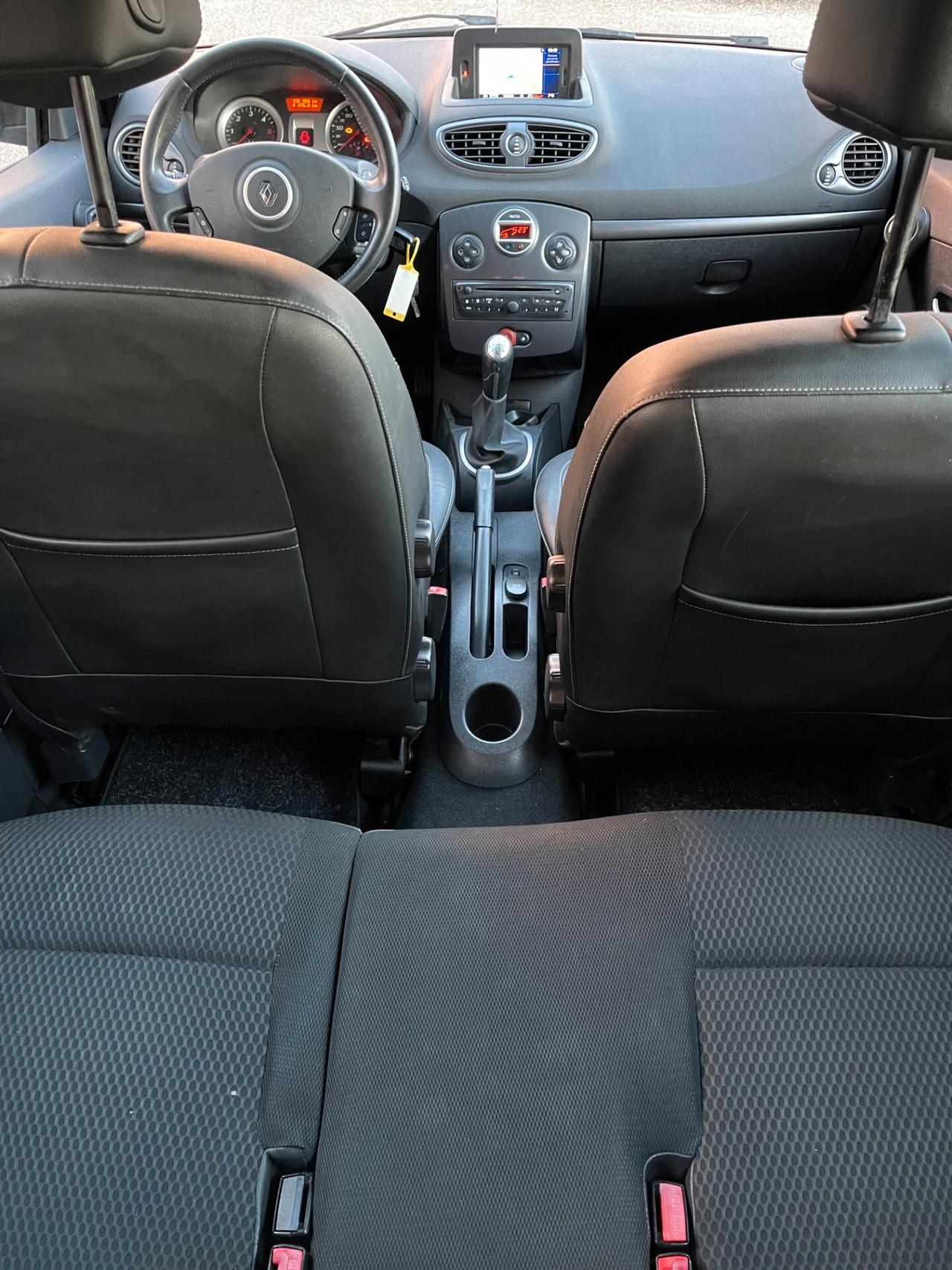 Renault Clio 1.5 dCi - NAVIGATORE - NEOPATENTATI