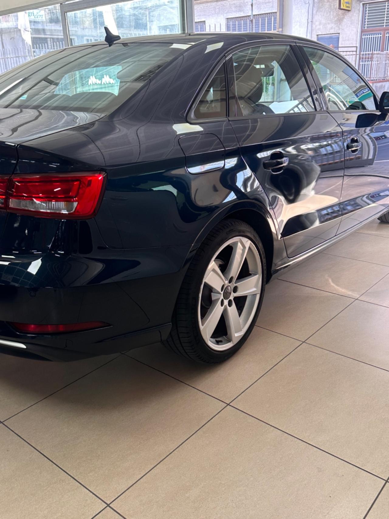 Audi A3 SPB 35 TDI S tronic Business Advanced