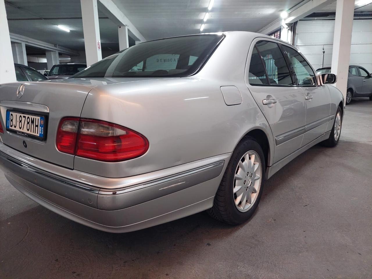 Mercedes-benz E 200 cat Avantgarde