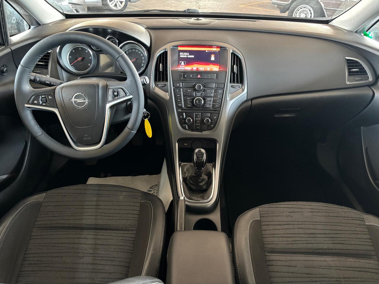 Opel Astra 1.7 CDTI 110CV Sports Tourer Cosmo NEOPATENTATO