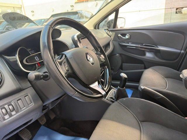 RENAULT Clio 1.2 75CV 5 porte Wave