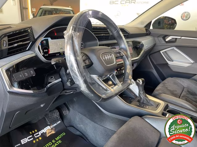 AUDI Q3 35 TDI S tronic *TETTO,LUCI AMBIENTE,PELLE*