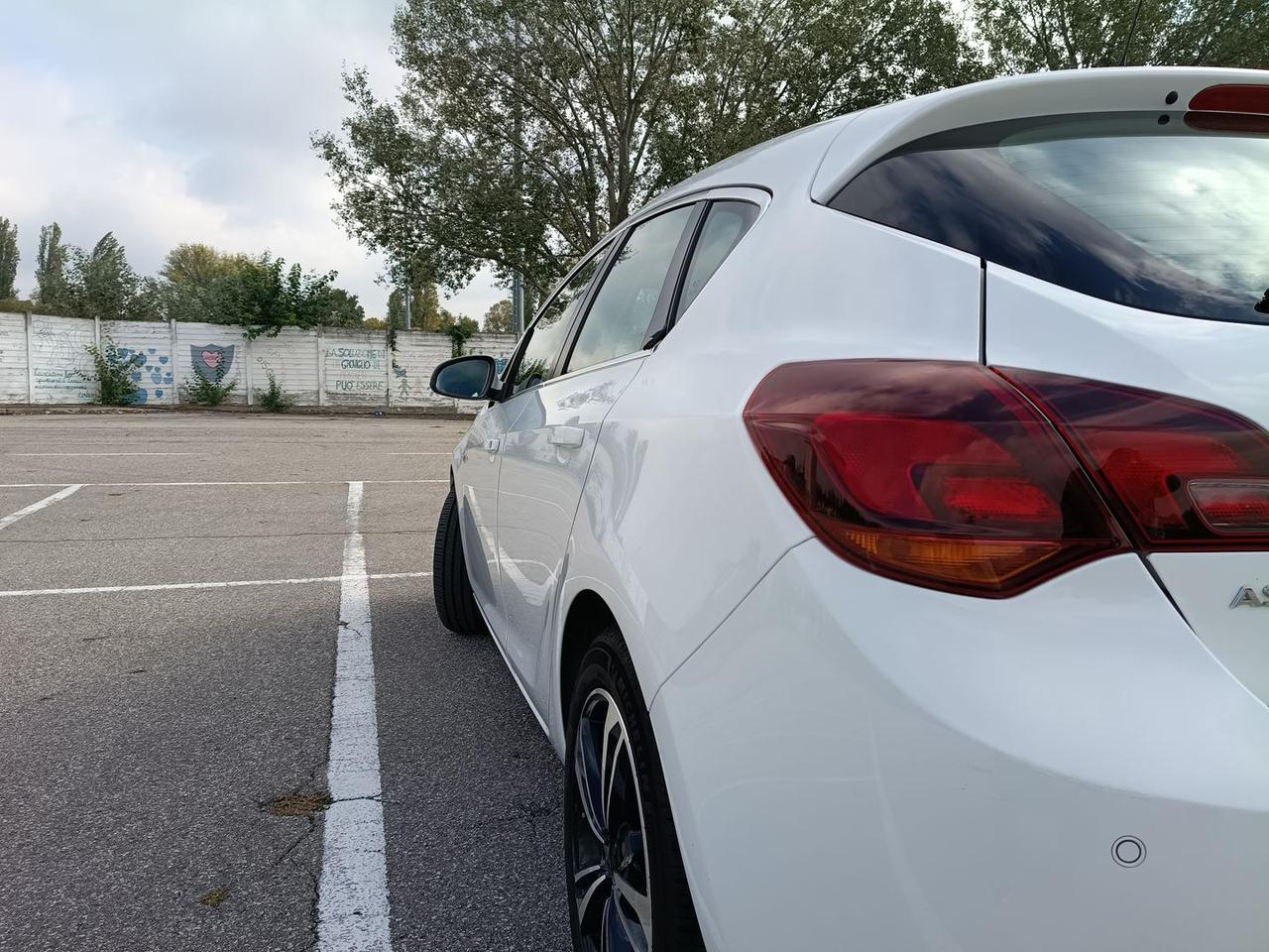 Opel Astra Cosmo 1.6 CDTI #50878