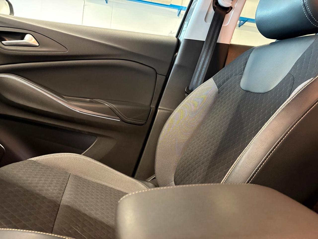 Opel Grandland X INNOVATION 1.5 diesel Ecotec SPOTICAR