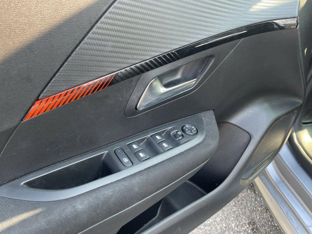 Peugeot 208 5 Porte 1.2 PureTech Active