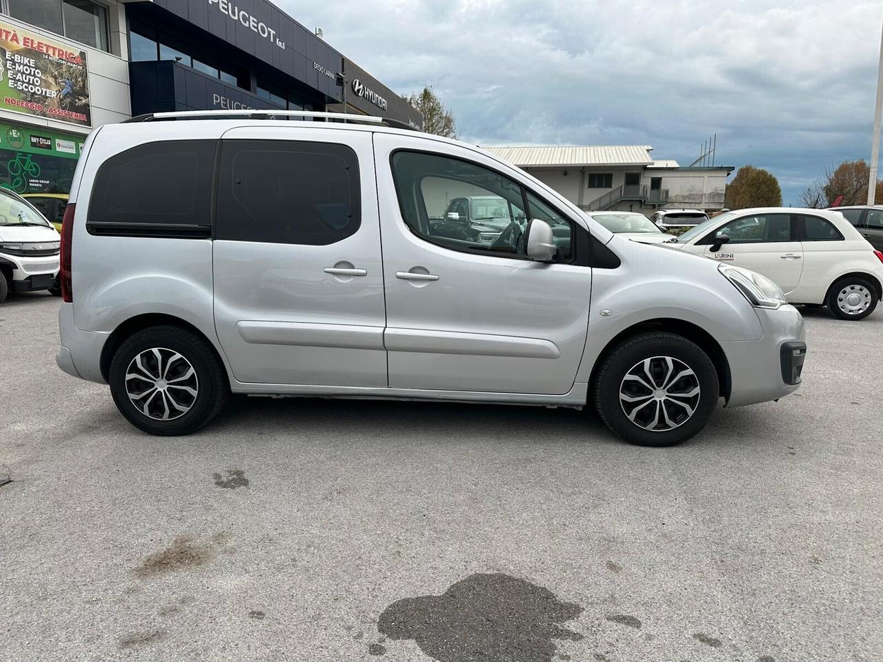 Peugeot Partner Tepee 1.6 e-HDi 92 CV S&S Outdoor