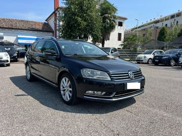 VOLKSWAGEN Passat Var. 2.0 TDI Highline BlueM.Tech.