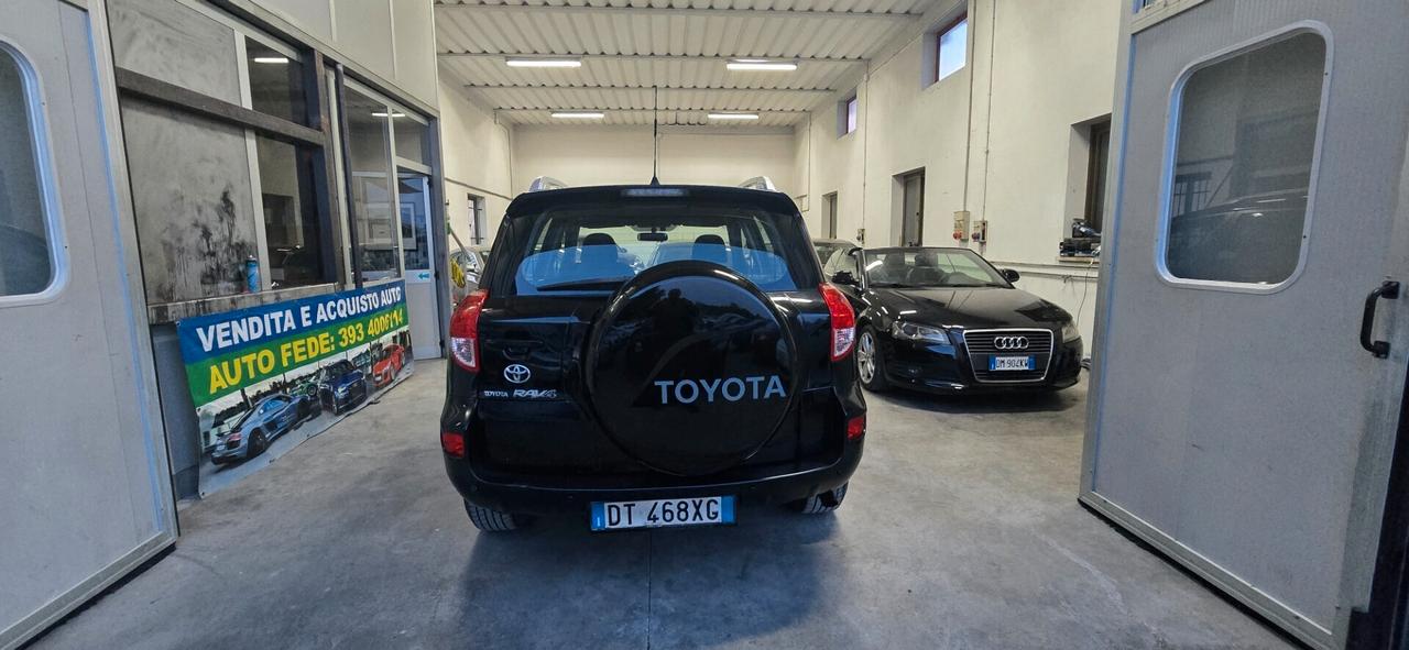 Toyota RAV 4 RAV4 Crossover 2.2 D-4D 150 CV DPF Luxury