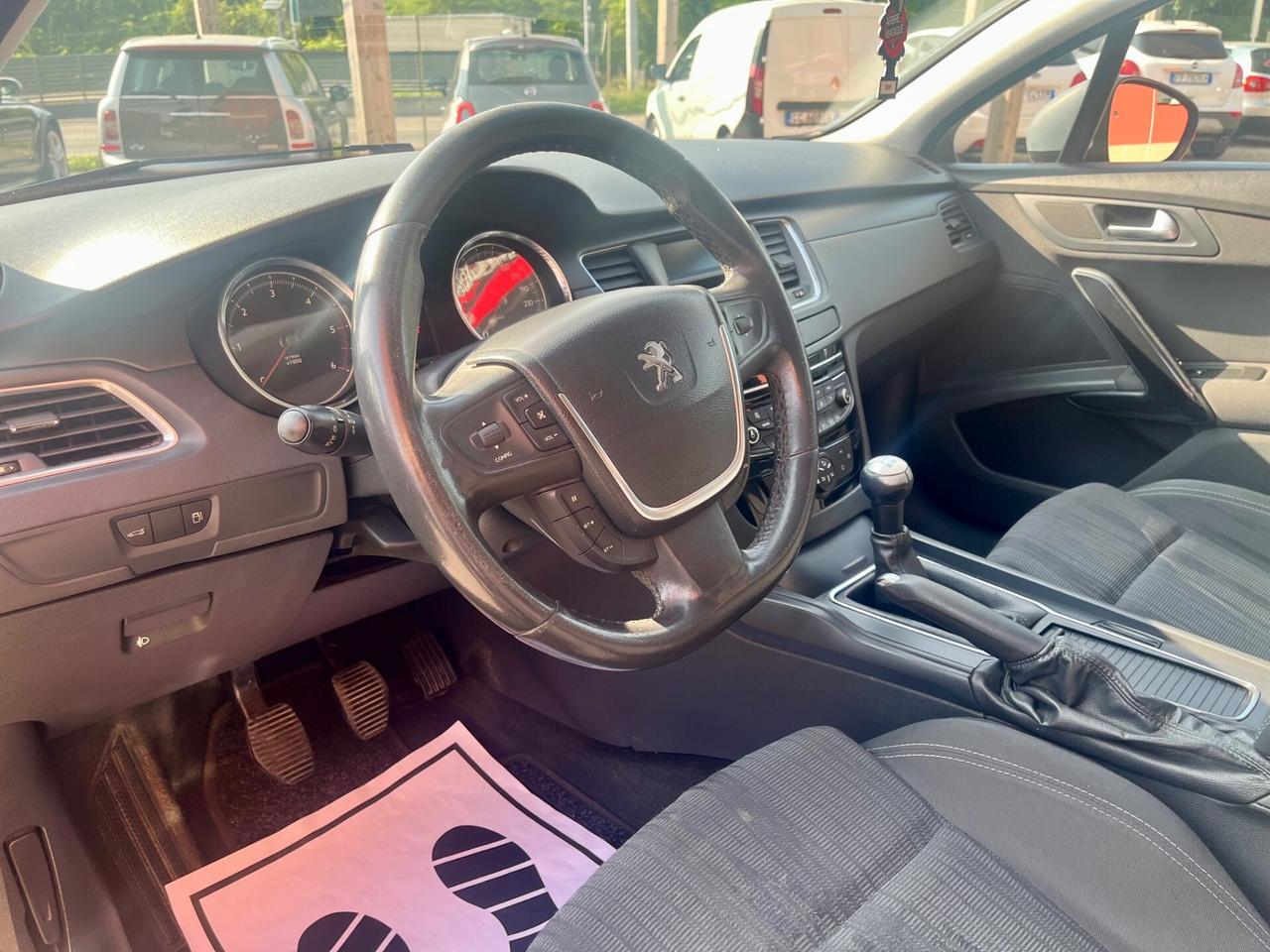 Peugeot 508 1.6 HDi 115CV SW